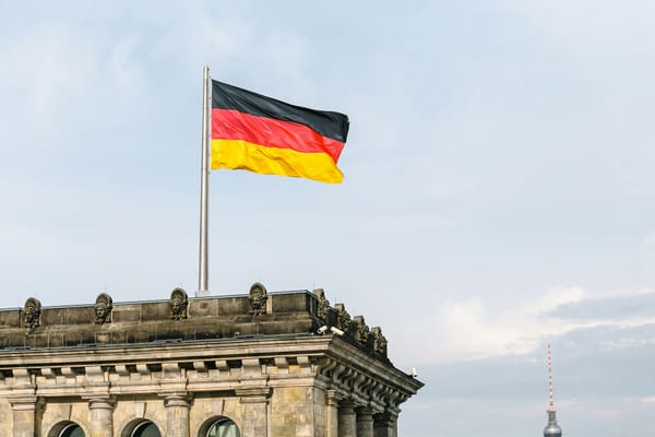 Illustration: Soofi S im Praxischeck: Deutschlands offenes KI-Modell